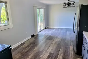 838 W 67th Ln, Merrillville, IN 46410 - Photo 3