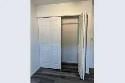 511 S Wayne Street, Gary, IN 46403 - Photo 9