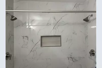 511 S Wayne Street, Gary, IN 46403 - Photo 9