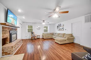 2009 W Porter Ave, Chesterton, IN 46304 - Photo 3