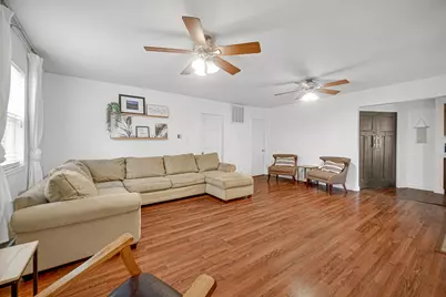 2009 W Porter Avenue, Chesterton, IN 46304 - Photo 5