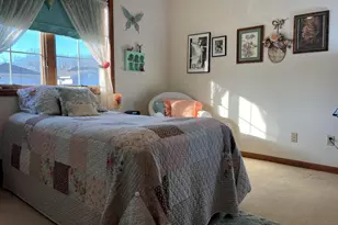 3721 Sandalwood Dr, Highland, IN 46322 - Photo 11