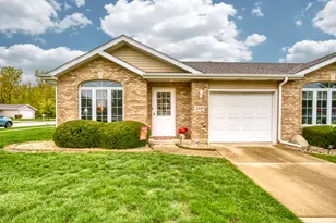 3721 Sandalwood Dr, Highland, IN 46322 - Photo 1