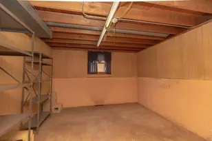 3136 Lois Pl, Highland, IN 46322 - Photo 15