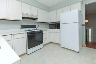 3136 Lois Pl, Highland, IN 46322 - Photo 9