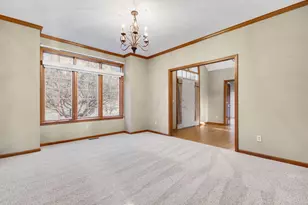 7674 E Potato Hole Ct, New Carlisle, IN 46552 - Photo 11