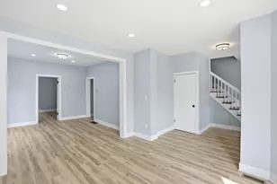 4848 Baring Ave, East Chicago, IN 46312 - Photo 7