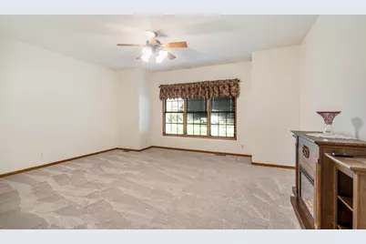 4951 N Meadow Court, La Porte, IN 46350 - Photo 5