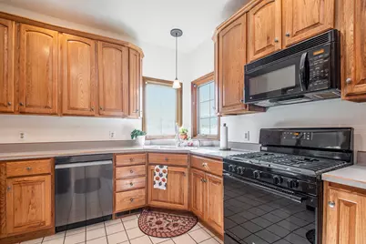 4951 N Meadow Court, La Porte, IN 46350 - Photo 9