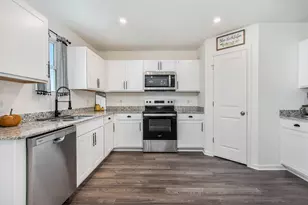 882 Argyle Ct, Chesterton, IN 46304 - Photo 9