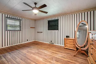 8674 N 200 E, La Porte, IN 46350 - Photo 9