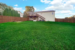 3429 E Sand Ridge Rd, Rolling Prairie, IN 46371 - Photo 23