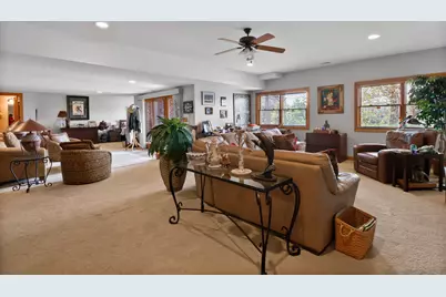 10400 Doubletree Drive S, Crown Point, IN 46307 - Photo 25