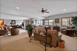 10400 Doubletree Dr S, Crown Point, IN 46307 - Photo 25