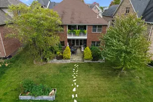 10400 Doubletree Dr S, Crown Point, IN 46307 - Photo 5