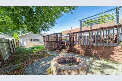 2512 White Oak Avenue, Whiting, IN 46394 - Photo 23