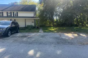 401 E Garfield St, Michigan City, IN 46360 - Photo 3