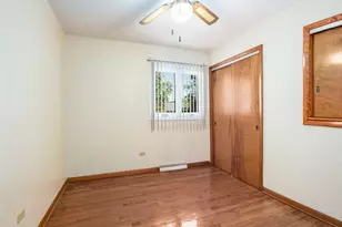 1803 W 95th Ct, Crown Point, IN 46307 - Photo 13