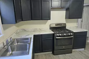 1040 Polk St, Gary, IN 46402 - Photo 9