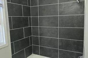 1040 Polk St, Gary, IN 46402 - Photo 13