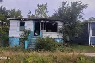 824 E 15th Ave, Gary, IN 46407 - Photo 1