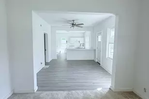 1930 Tennessee St, Michigan City, IN 46360 - Photo 5