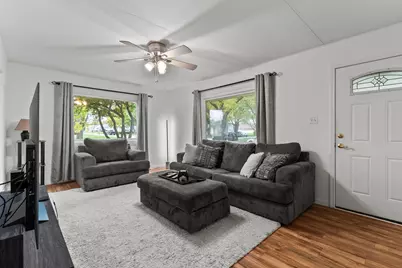 221 Cedar Street, Crown Point, IN 46307 - Photo 5