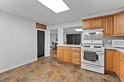 221 Cedar Street, Crown Point, IN 46307 - Photo 9