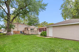 8035 Kooy Dr, Munster, IN 46321 - Photo 19