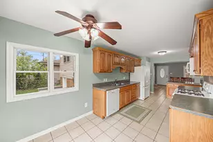 8035 Kooy Dr, Munster, IN 46321 - Photo 7