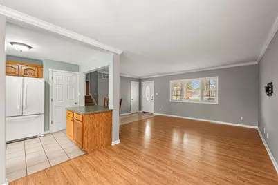 8035 Kooy Drive, Munster, IN 46321 - Photo 5