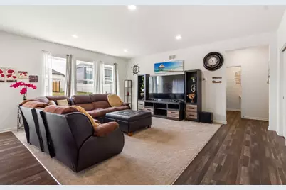 2321 Oakwood Lane, Lowell, IN 46356 - Photo 5