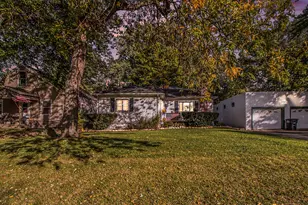 2867 Edgewood St, Portage, IN 46368 - Photo 3