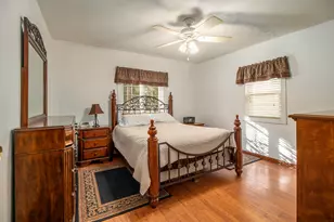 2867 Edgewood St, Portage, IN 46368 - Photo 7