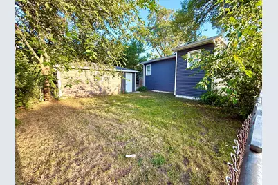 2600 E 36th Avenue, Lake Station, IN 46405 - Photo 9