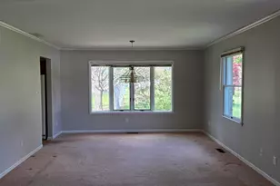 628B Begonia St SE, Demotte, IN 46310 - Photo 5