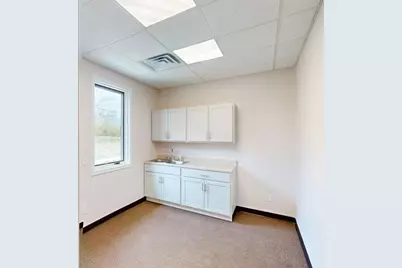 125 East Shore Pkwy #D, La Porte, IN 46350 - Photo 9