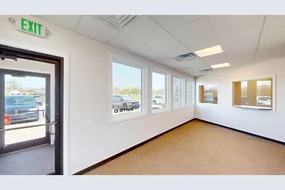 125 East Shore Pkwy #D, La Porte, IN 46350 - Photo 5
