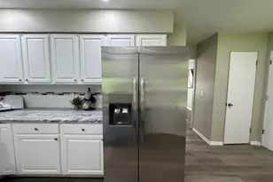 6910 Ash Ave, Gary, IN 46403 - Photo 9