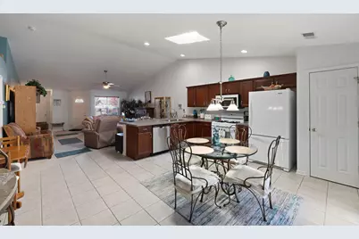 4229 W 92nd Place, Merrillville, IN 46410 - Photo 7