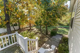 4229 W 92nd Pl, Merrillville, IN 46410 - Photo 17