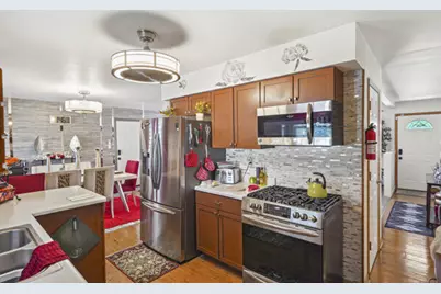 2150 W 95th Avenue, Crown Point, IN 46307 - Photo 7