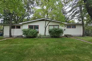 721 N Carroll Ave, Michigan City, IN 46360 - Photo 1