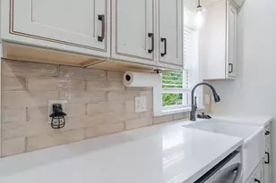 1808 Washington St, Valparaiso, IN 46383 - Photo 17