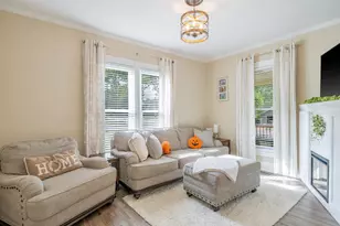 1808 Washington St, Valparaiso, IN 46383 - Photo 5