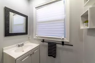 1704 Clover Ln, Valparaiso, IN 46385 - Photo 21