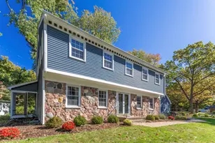 1704 Clover Ln, Valparaiso, IN 46385 - Photo 3