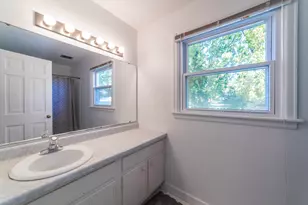 1704 Clover Ln, Valparaiso, IN 46385 - Photo 29