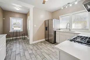 1137 Lyons St, Hammond, IN 46320 - Photo 9