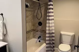 7600 W Mill Ct, Hobart, IN 46342 - Photo 23